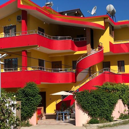 Guest House Murati Durrës Exteriér fotografie