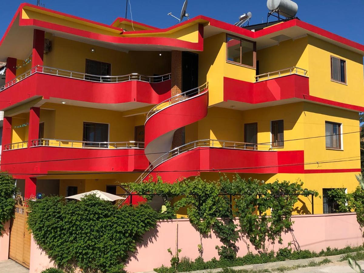 Guest House Murati Durrës Exteriér fotografie